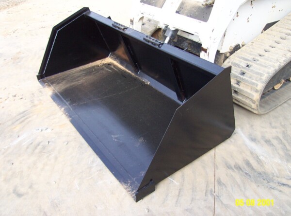 DCP_0045 Loflin Snow & Litter Bucket