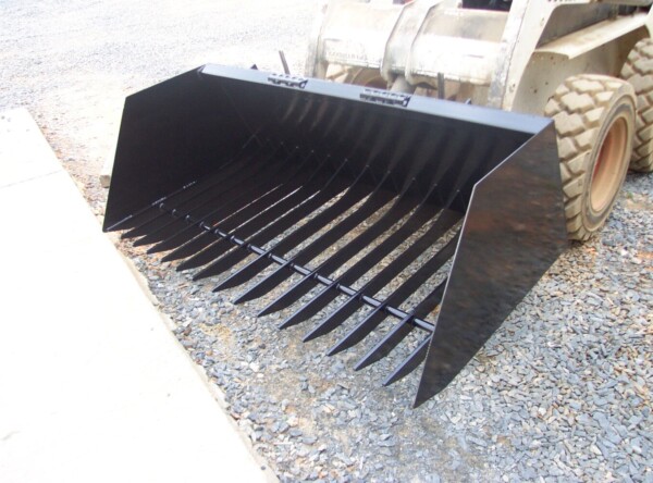 DCP_0333 Loflin Cake Bucket