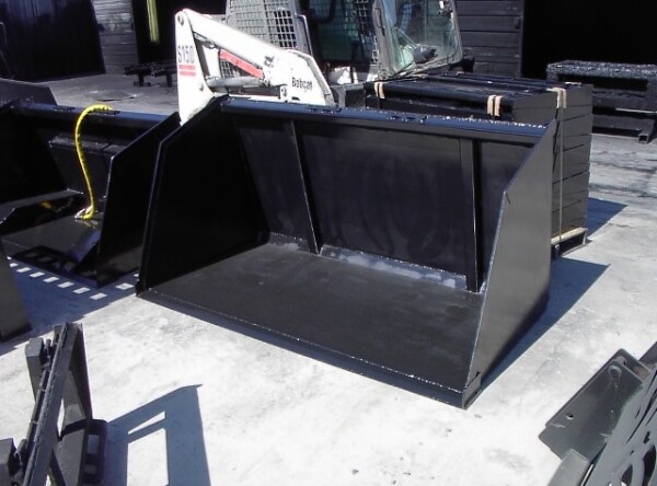 IM001474 Loflin Turkey Litter Bucket